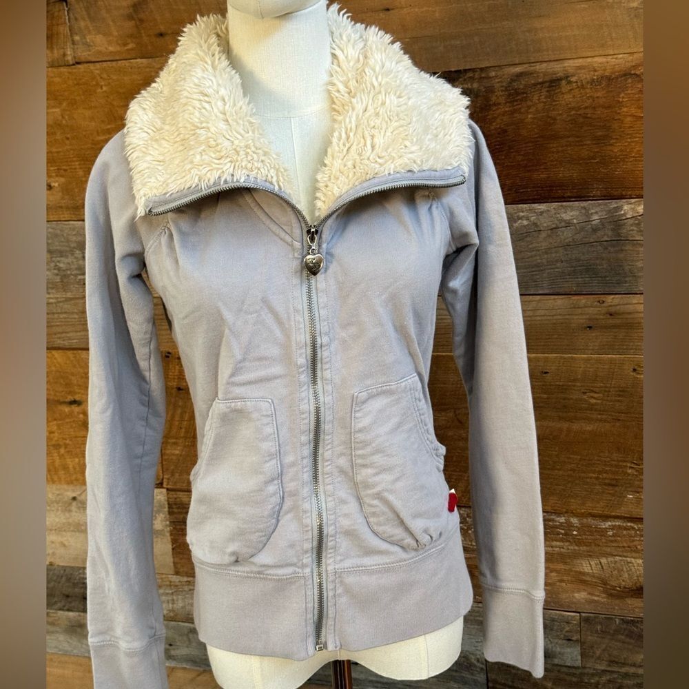 Twisted Heart America deadstock Y2K sherpa hoodie with heart beading detail EUC